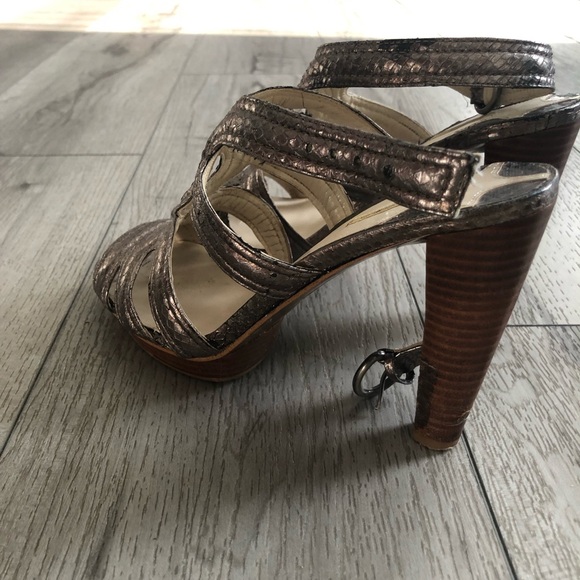 Maxstudio woman Genuine Snakeskin Leather Metallic Silver Pump Strappy Sandal 7M - Picture 4 of 5
